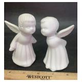 KISSING ANGEL FIGURES KISSING ANGEL FIGURES