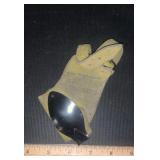 VINTAGE SHUCKING PEG/HOOK VINTAGE SHUCKING PEG/HOOK