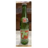 7up BOTTLE W/CAP-GLASS
