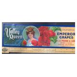 (28 COUNT) VINTAGE CRATE LABEL-VALLEY QUEEN/GRAPES