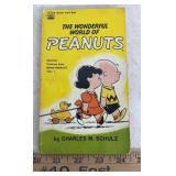 PEANUTS COLLECTIBLE-BOOK 'THE WONDERFUL WORLD OF