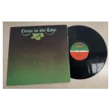 'YES/CHASE TO THE EDGE'-VINYL RECORD ALBUM