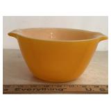 FIRE KING 7ï¿½ MIXING BOWL