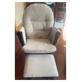 GLIDER CHAIR W/GLIDER STOOL-CHECK OUT THE PIC'S