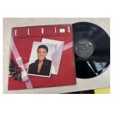 'ELVIS' RECORD ALBUM-'MEMORIES OF CHRISTMAS'