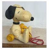 SNOOPY COLLECTIBLE-'PULL TOY'