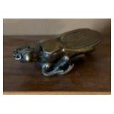 VINTAGE BRASS ASHTRAY-CHECK OUT THE PIC