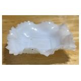 VINTAGE GLASS DISH-CHECK OUT THE PIC