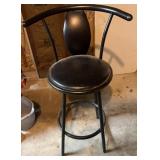 SWIVEL BAR STOOL-CHECK OUT THE PIC
