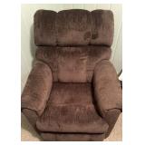UPHOLSTERED RECLINER