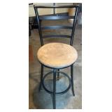 SWIVEL BAR STOOL-CHECK OUT THE PIC