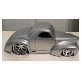 COLLECTIBLE TOY CAR-CHECK OUT THE PIC