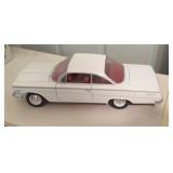COLLECTIBLE TOY CAR-CHECK OUT THE PIC