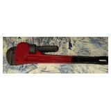 18' HEAVY DUTY PIPE WRENCH-APPEARS TO BE NEW