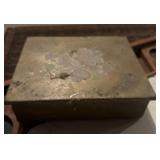 VINTAGE COOKIE TIN W/HINGED LID