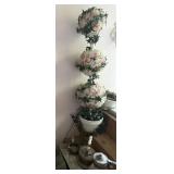 DECOR FROM THE TUN AREA-CHECK OUT THE PIC