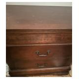 NIGHT STAND W/DRAWERS