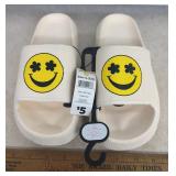 HOUSE SLIPPERS-"SIZE SMALL 5/6"