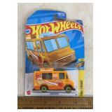 "HOT WHEELS" TOY-"FAST FOODIE"