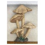 CHALK/CERAMIC DECOR-"MUSHROOM" DESIGN