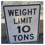 FEDERAL/STATE REGULATORY SIGN-"WEIGHT LIMIT~10TON"