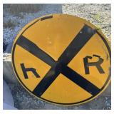 FEDERAL/STATE REGULATORY SIGN-"RAILROAD CROSSING"