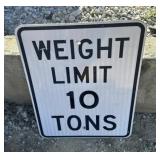 FEDERAL/STATE REGULATORY SIGN-"WEIGHT LIMIT~10TON"