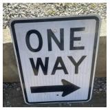FEDERAL/STATE REGULATORY SIGN-"ONE WAY"