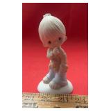 JONATHAN & DAVID FIGURE-"SMILE GOD LOVES YOU"