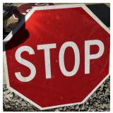 (1)FEDERAL/STATE REGULATORY SIGN-"STOP"