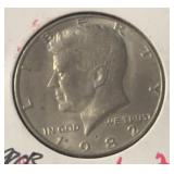 1982-P KENNEDY HALF DOLLAR ***ERROR~MISSING