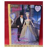"BARBIE" PAPER DOLL BOOK-CHECK OUT THE PIC