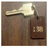 VINTAGE HOTEL KEY W/ROOM # TAG