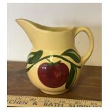 VINTAGE COLLECTIBLE CREAMER/PITCHER