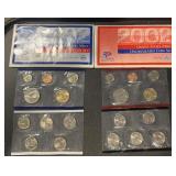 2002-P&D MINT SETS (2-SBA DOLLARS & 10-STATE QUART