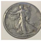 "1945" WALKING LIBERTY HALF DOLLAR (90% SILVER)