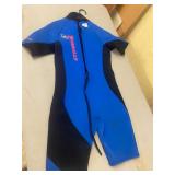 Wet suit size m