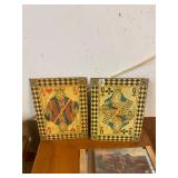 Metal king and queen signs