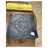 Metal wall decoration