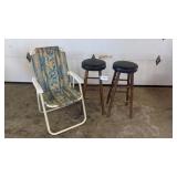 2 bar stools, 1 folding chair