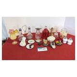 Assorted decorator items