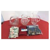 2 pitchers with handles, cookie jar, linen napkins