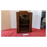 Oak medicine cabinet (display cabinet)