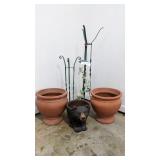2 planters, bear planter, holders