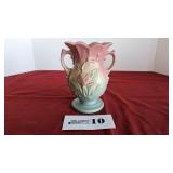 Hull vase, double handled 6-1/2'