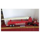 Aerial hook and ladder firetruck