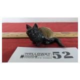 Metal cat pin cushion