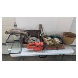 Rope, clothes line, hedge trimmer (no battery)