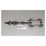 Weather vane arrow