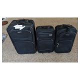 3 pc. luggage w/rollers